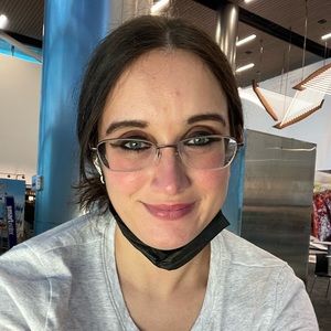 Meet your Posher, Natasha